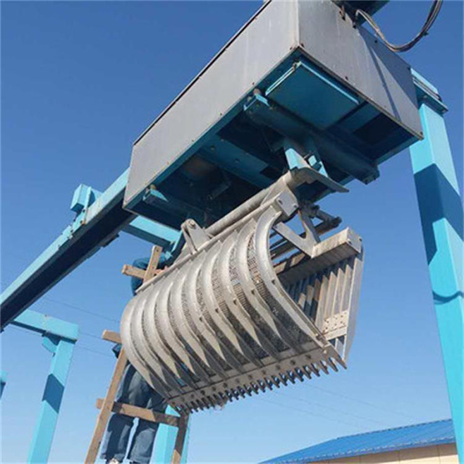 移動(dòng)抓斗清污機(jī)